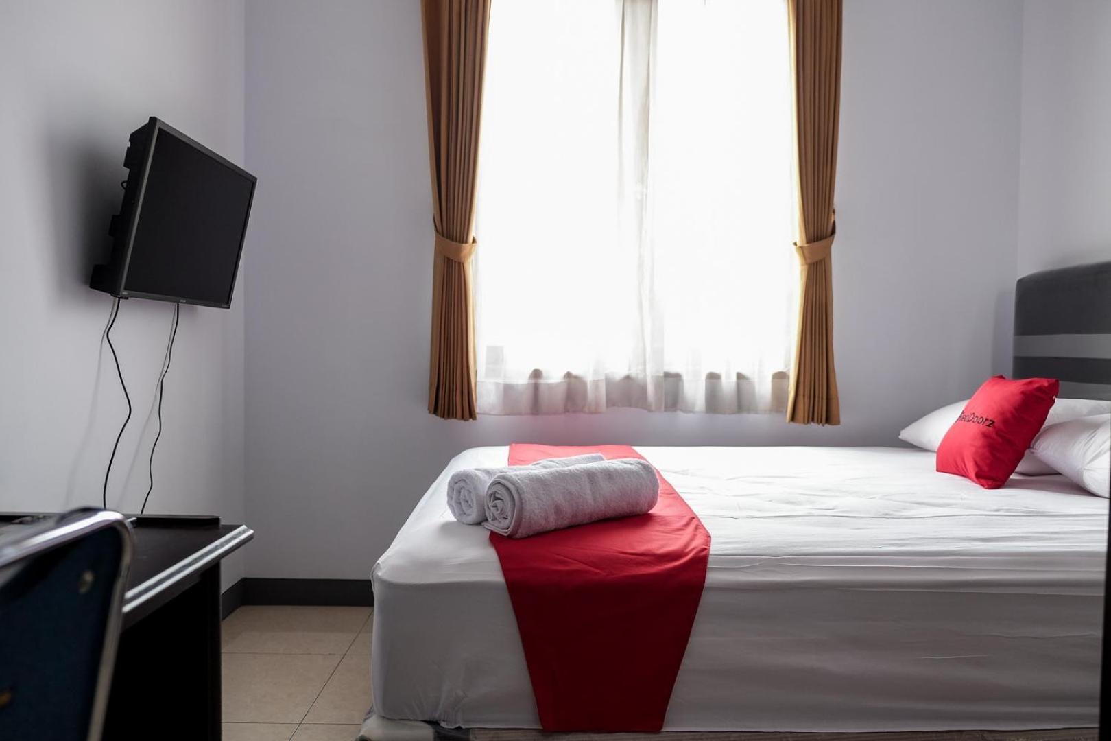 Reddoorz Near Supermall Karawaci 2 Τάνγκερανγκ Εξωτερικό φωτογραφία